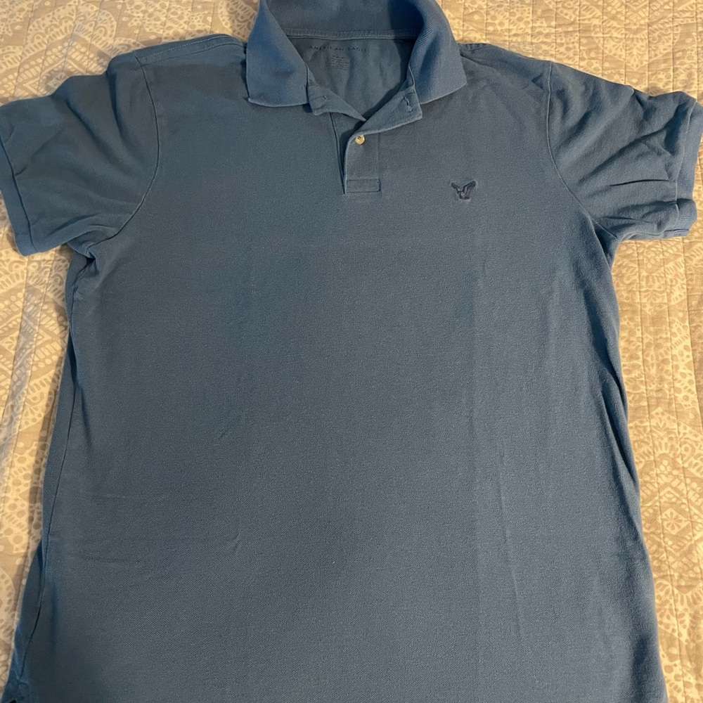 Men’s medium blue polo